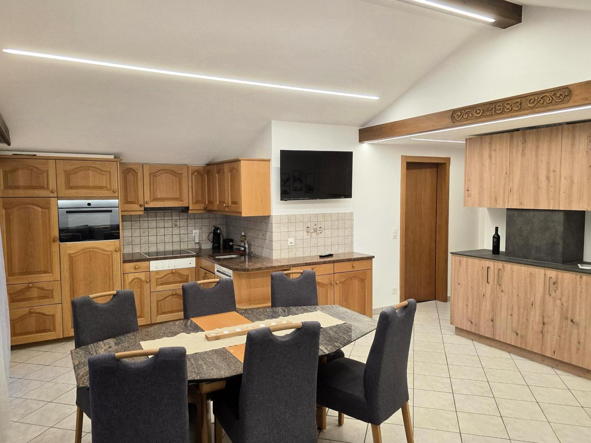 Ferienhaus Adonis ซาส-กรุนด์ ภายนอก รูปภาพ